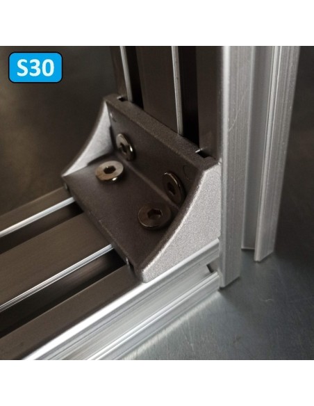 Escuadra de fundición de aluminio 30x30x60mm 303060K perfiles 3060