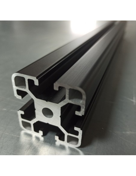 Perfil 4040 Aluminio 6063 T6 anodizado NEGRO, ranura 8mm